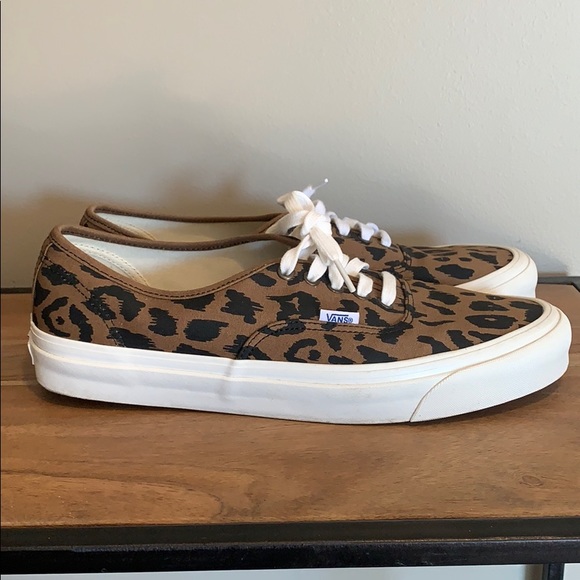 vans authentic 44 dx leopard